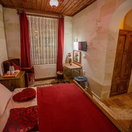 Cappa Rossa Cave Hotel 3*