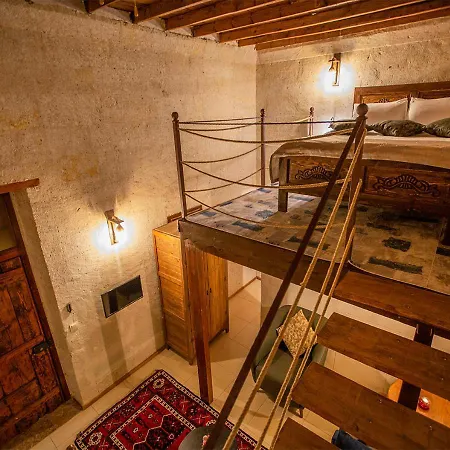Cappa Rossa Cave Hotel