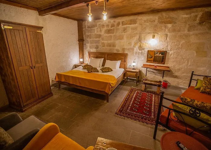 Cappa Rossa Cave ウルギュップ