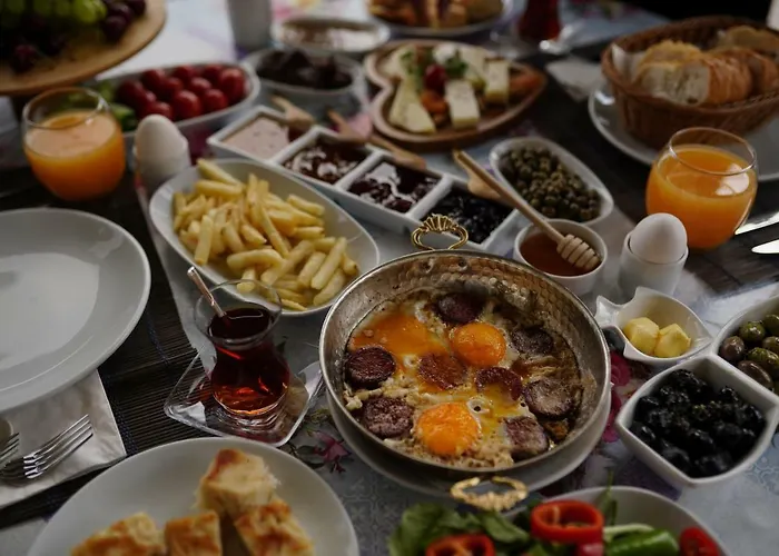 ホテル Cappa Rossa Cave ウルギュップ