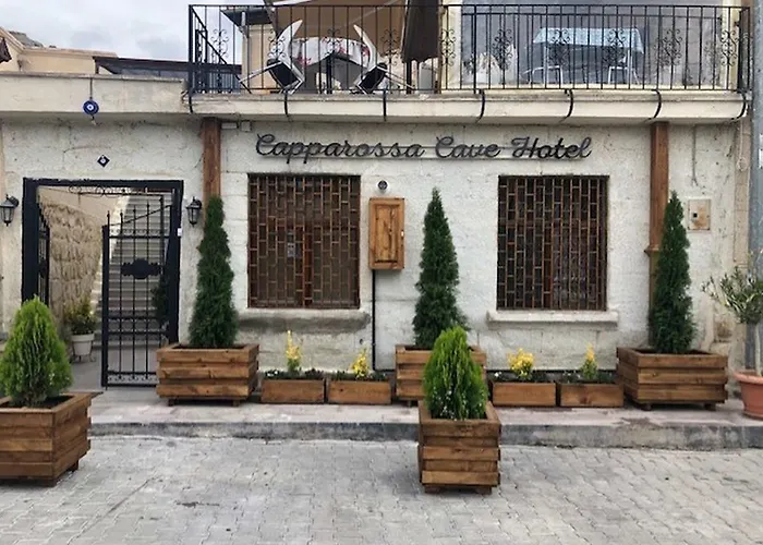 Cappa Rossa Cave 3*